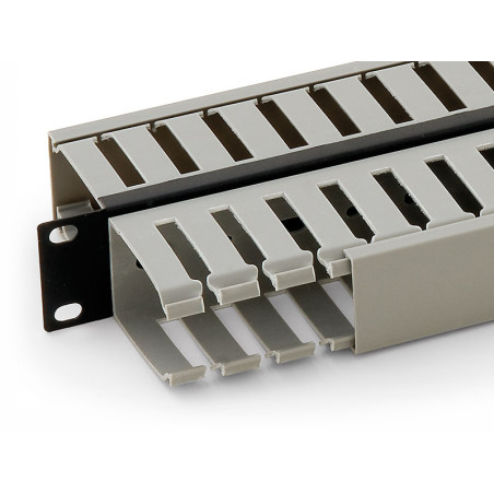 Vyväzovací panel 1U 19" obojstranná plast. lišta