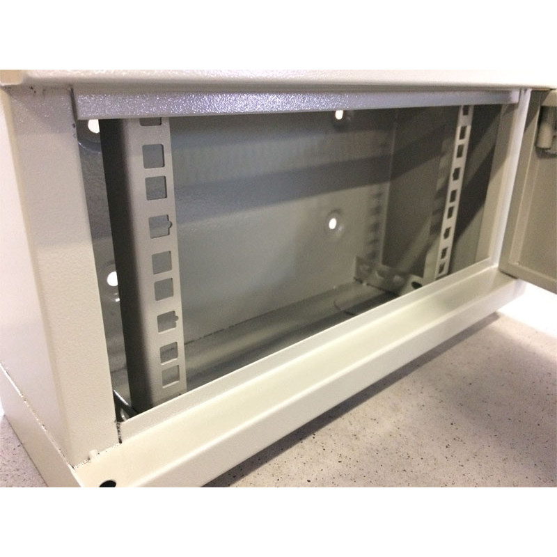 10" rack jednodielny 4U/140 DATACOM Šedý plech.dvere