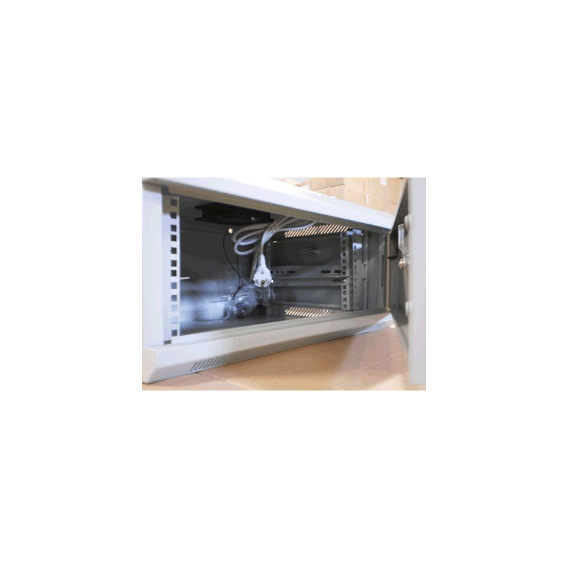 Datacom 19"rozv.jednodielny 4U/ hl.450mm plechové dvere