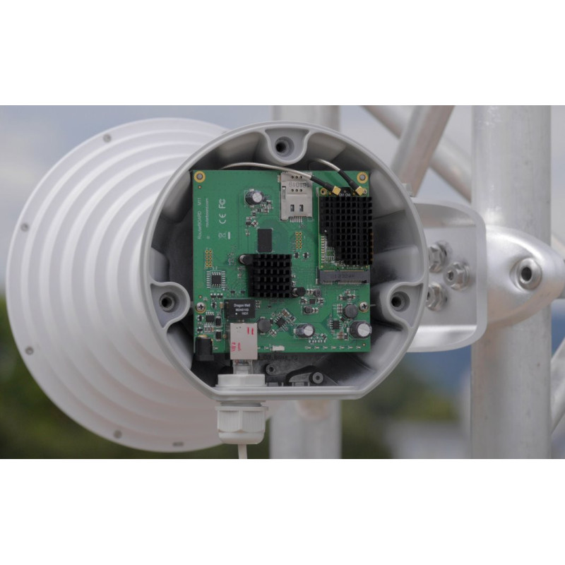 RF elements TwistPort™ hliníkový adaptér pre RouterBOARD