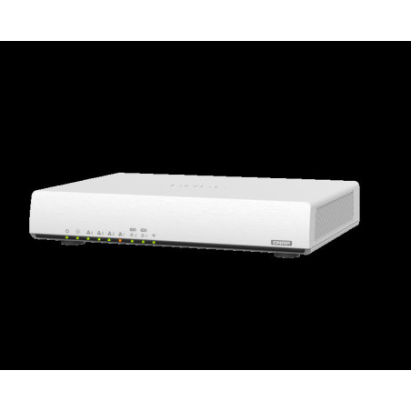 QNAP Wi-Fi 6 SD-WAN router QHora-301W (4x GbE / 2x 10GbE / 2x USB 3.2 / 8 interných antén)