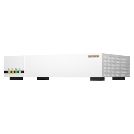 QNAP SD-WAN router QHora-322 (4jadrový procesor, 4GB DDR4 RAM, 6x 2,5GbE, 3x 10GbE, 1x USB 3.2 Gen1)