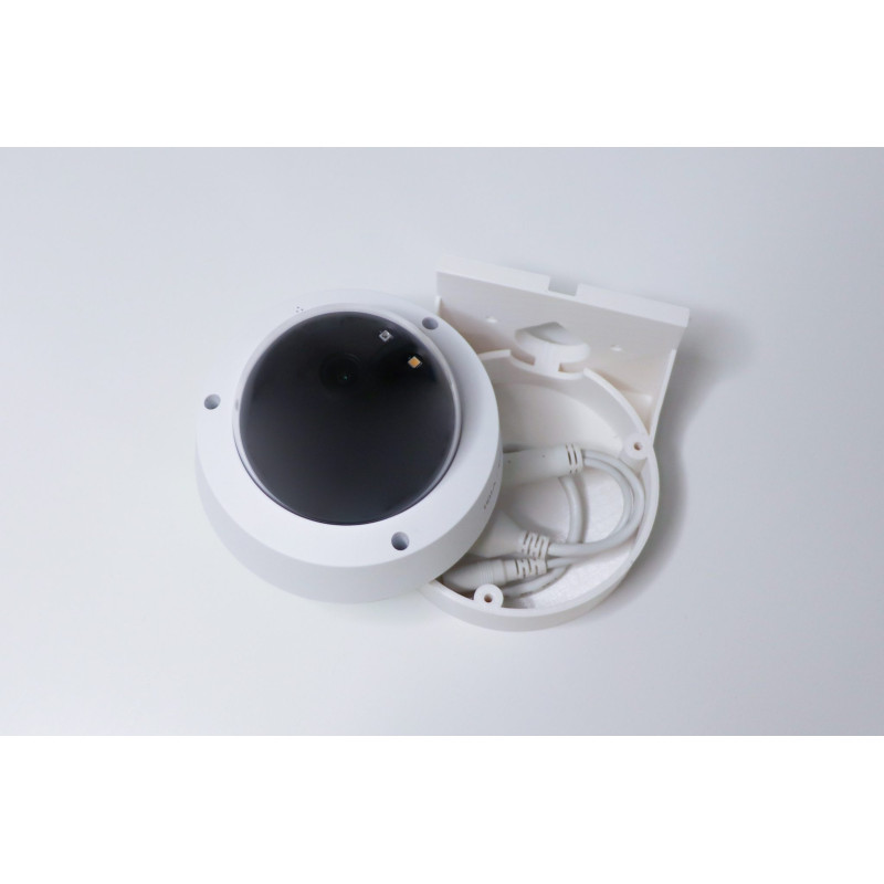 TP-LINK držiak s káblovou krytkou pre kamery VIGI C220/C230/C240 na stenu biely