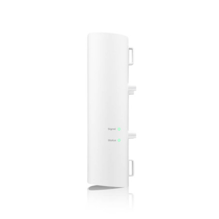 Zyxel FWA70, 5G Outdoor Router, Standalone/Nebula, 2.5G LAN, EÚ región