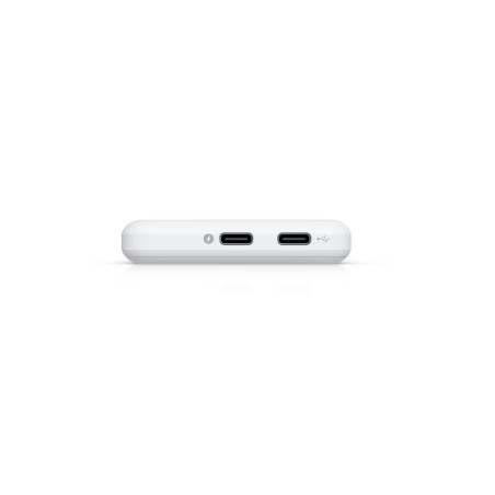 Ubiquiti UTR, UniFi Travel Router