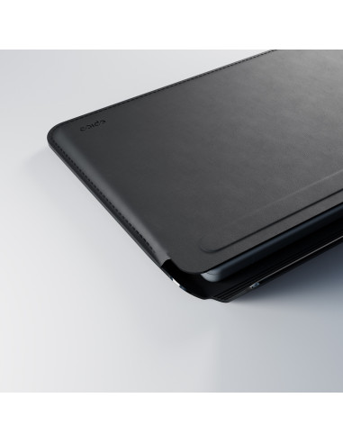 Epico Leather Sleeve MacBook Pro 16" - čierna