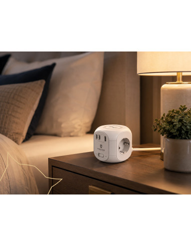Sieťový adaptér Viking AC Cube W33 /3xAC/1xUSB-A/2xUSB-C/Nabíjanie Wireless/Tlačidlo On/Off