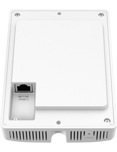 Grandstream GWN7672WM prístupový bod Wi-Fi 7, Tri-Band, BE11000, 2×2:2 MU-MIMO, OFDMA