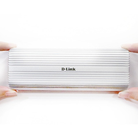 D-Link DSP-411 USB-C 4.0 M.2 NVMe SSD Enclosure