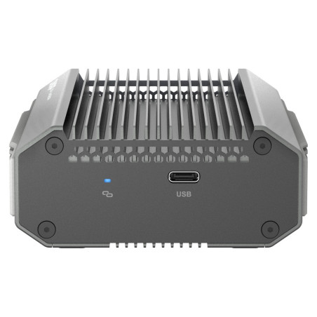 QNAP QNA-UC10G1SF- adaptér USB-C 4 (podpora Thunderbolt 3 a 4) na 2x 10GbE SFP+ (pasívne chladenie)