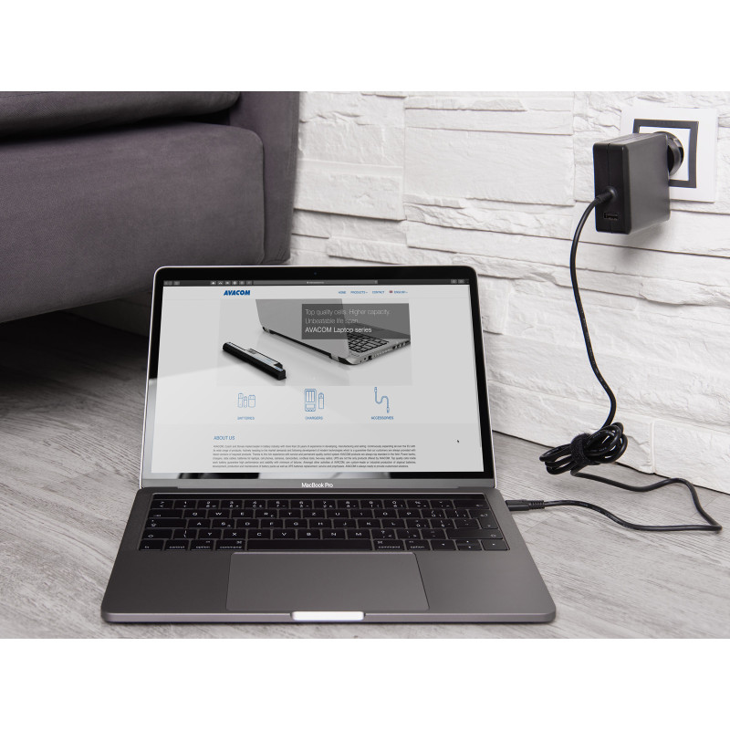 AVACOM nabíjací adaptér USB Type-C 65W Power Delivery + USB A
